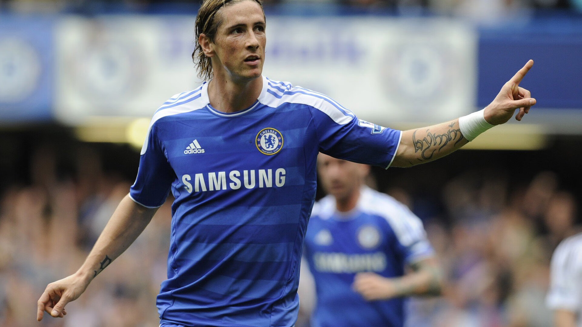 东决关键战之夜，利拉德完成里程碑