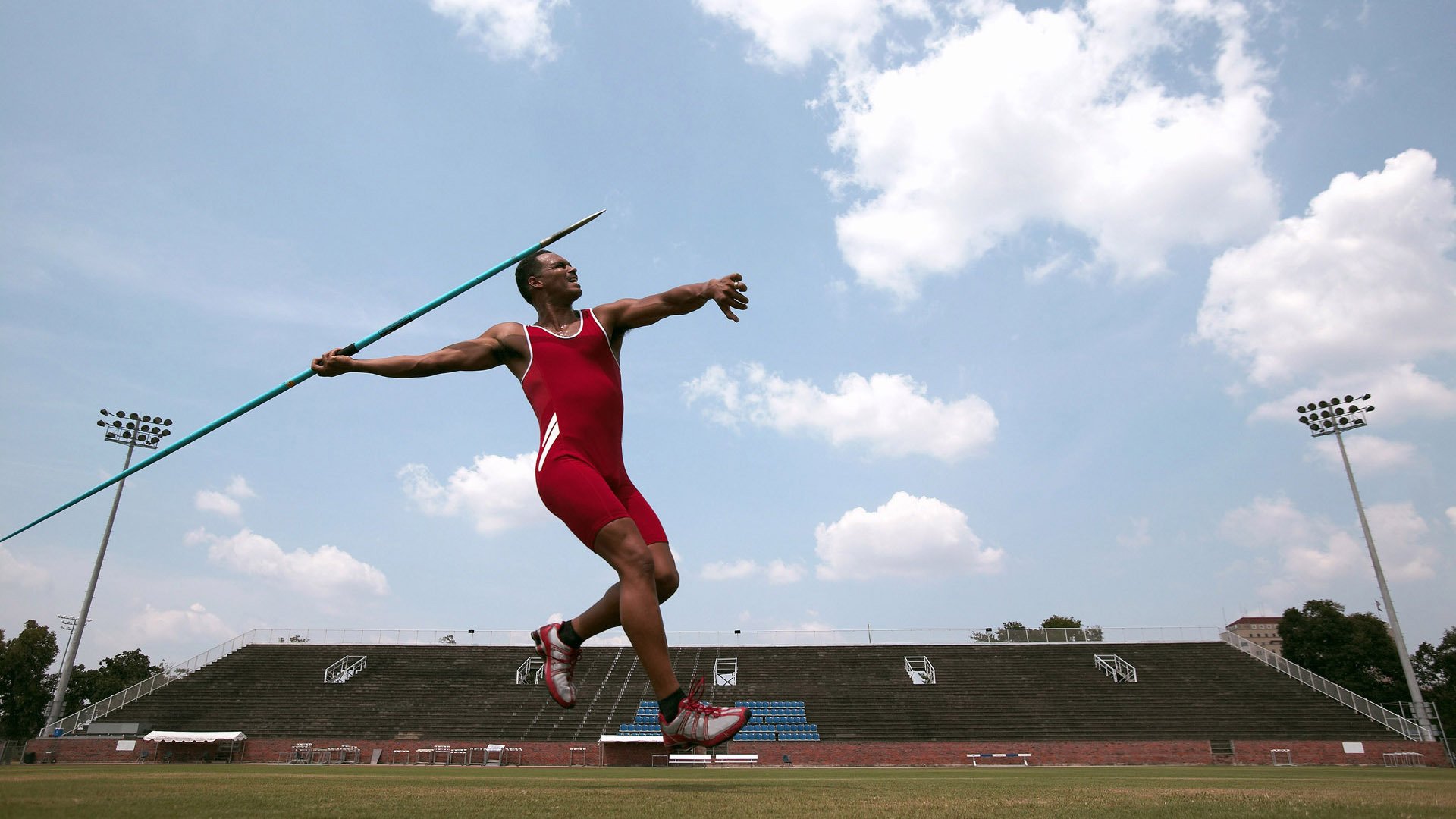 毕尔巴鄂铁链锁死里昂，姆巴佩抢七夜化身死神